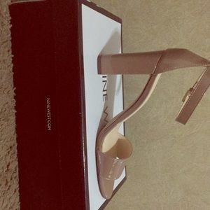 Nine West BRAND New Nude Block Heels